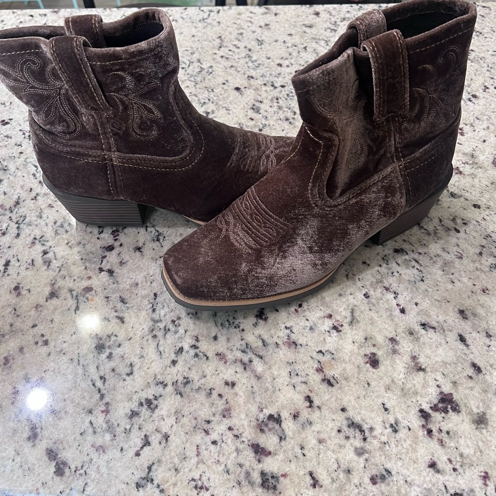Justin Boots Rich Brown Velvet Ankle Booties